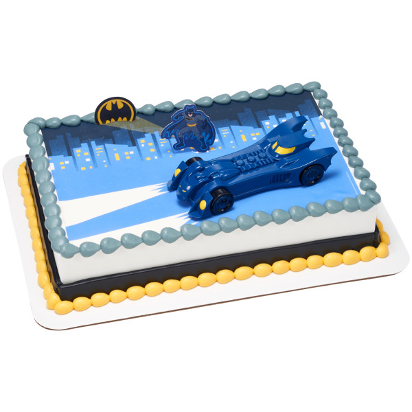 Batman™ Into Action PhotoCake® Edible Image® DecoSet® Background