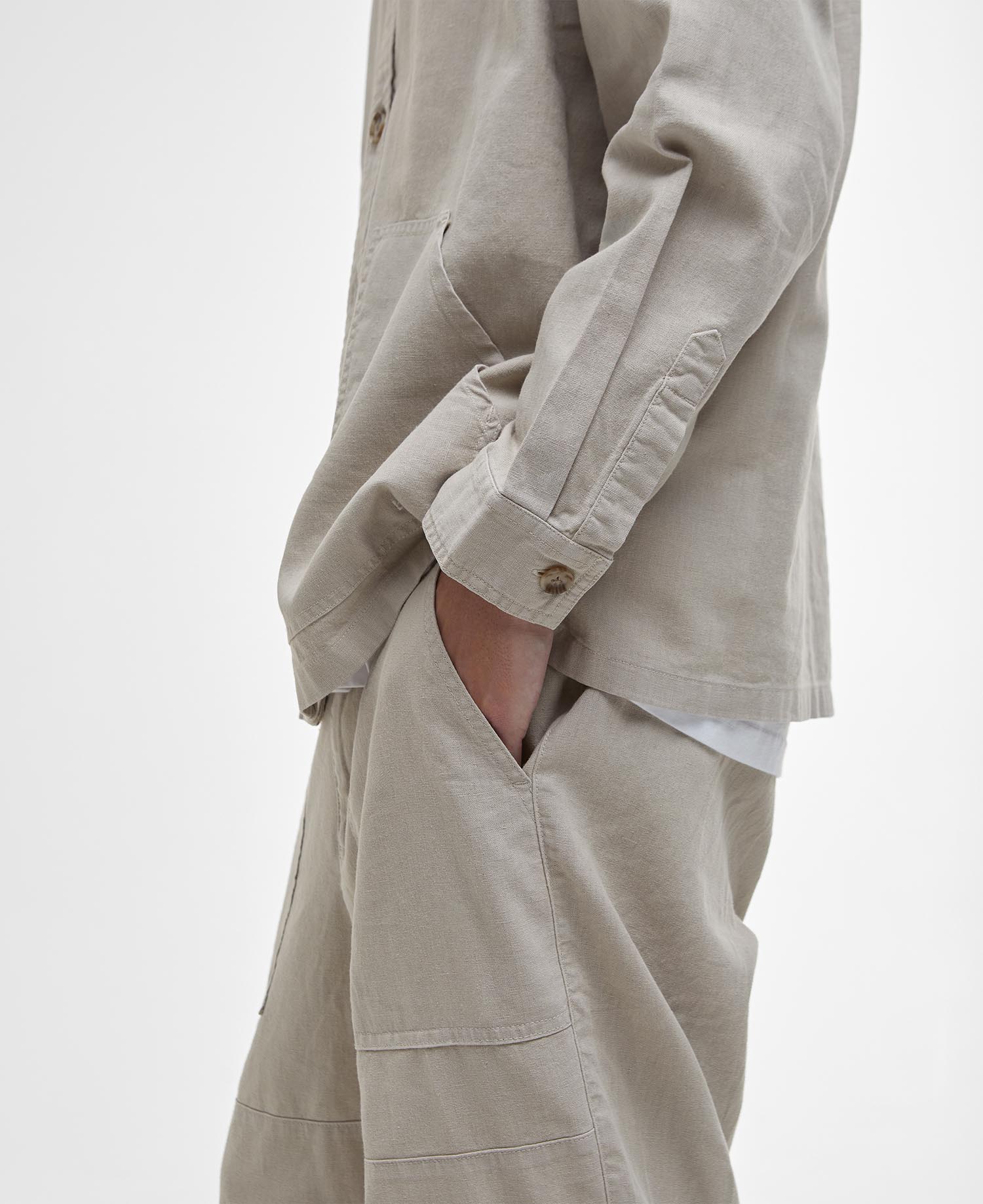 Natural Linen-Blend Overshirt image number 4