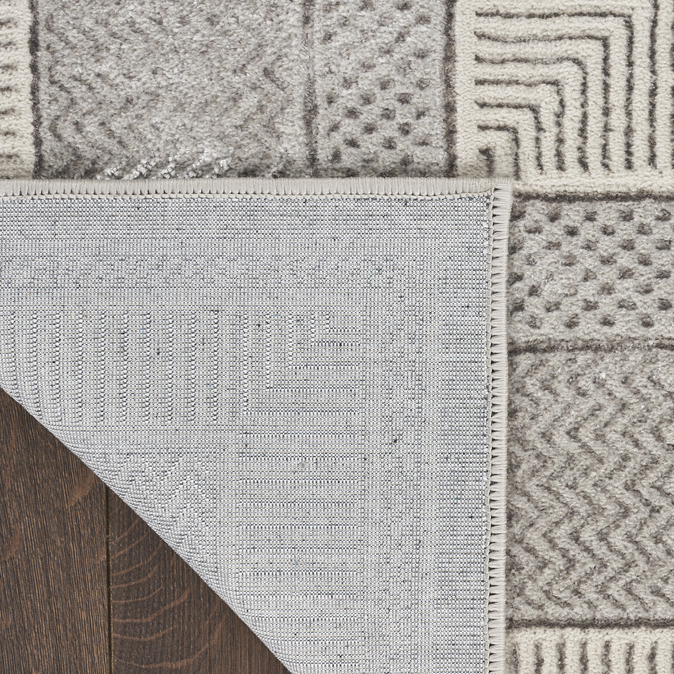 Nourison Glitz 3'11" x 5'11" Silver Modern Indoor Rug