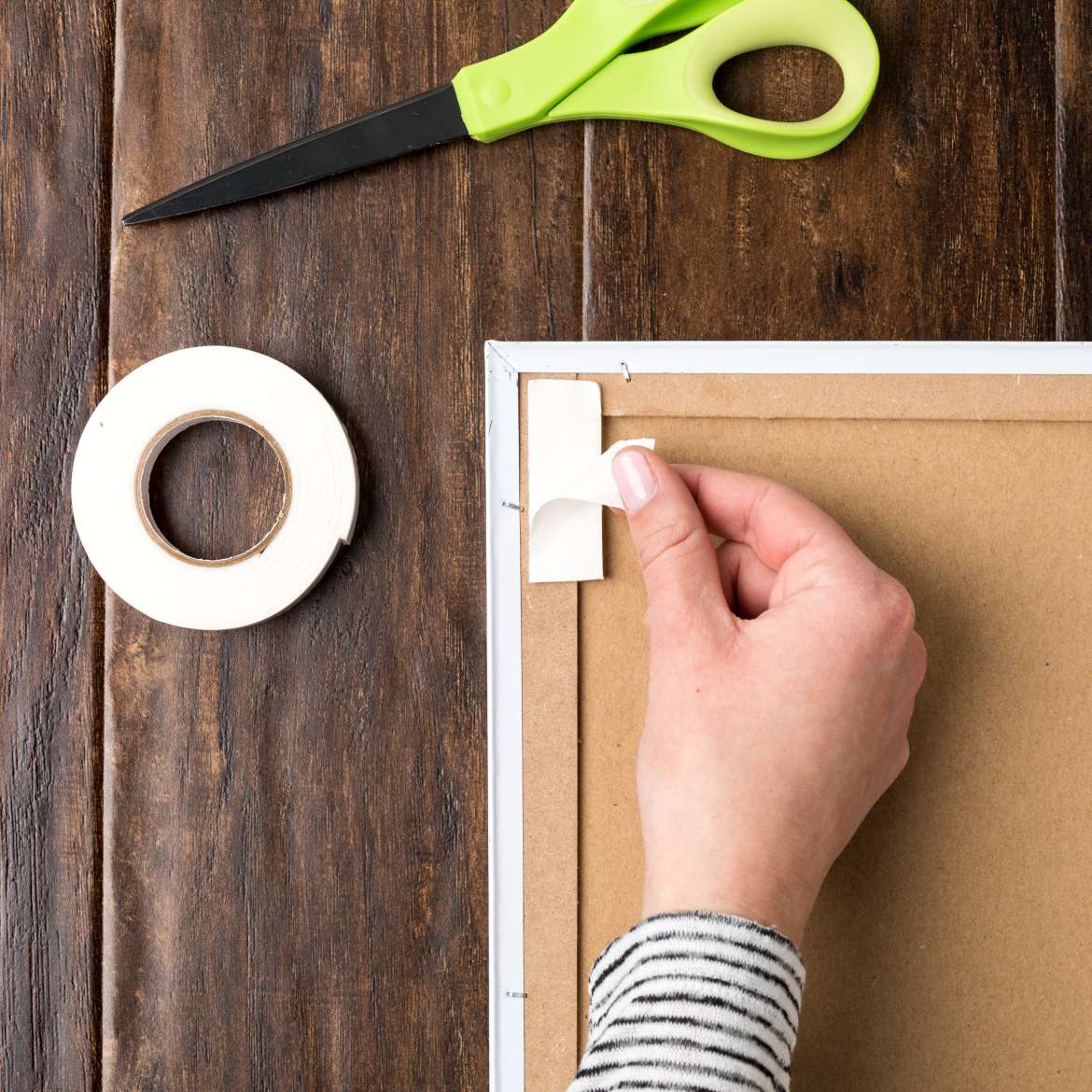 Permanent Mounting Tape White, .75 in. x 36 yd. Duck Brand