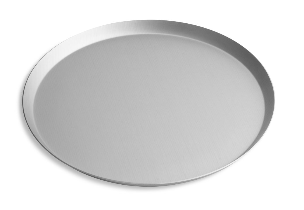 11-inch solid press-cut pizza pan with Clear Coat anodized finish