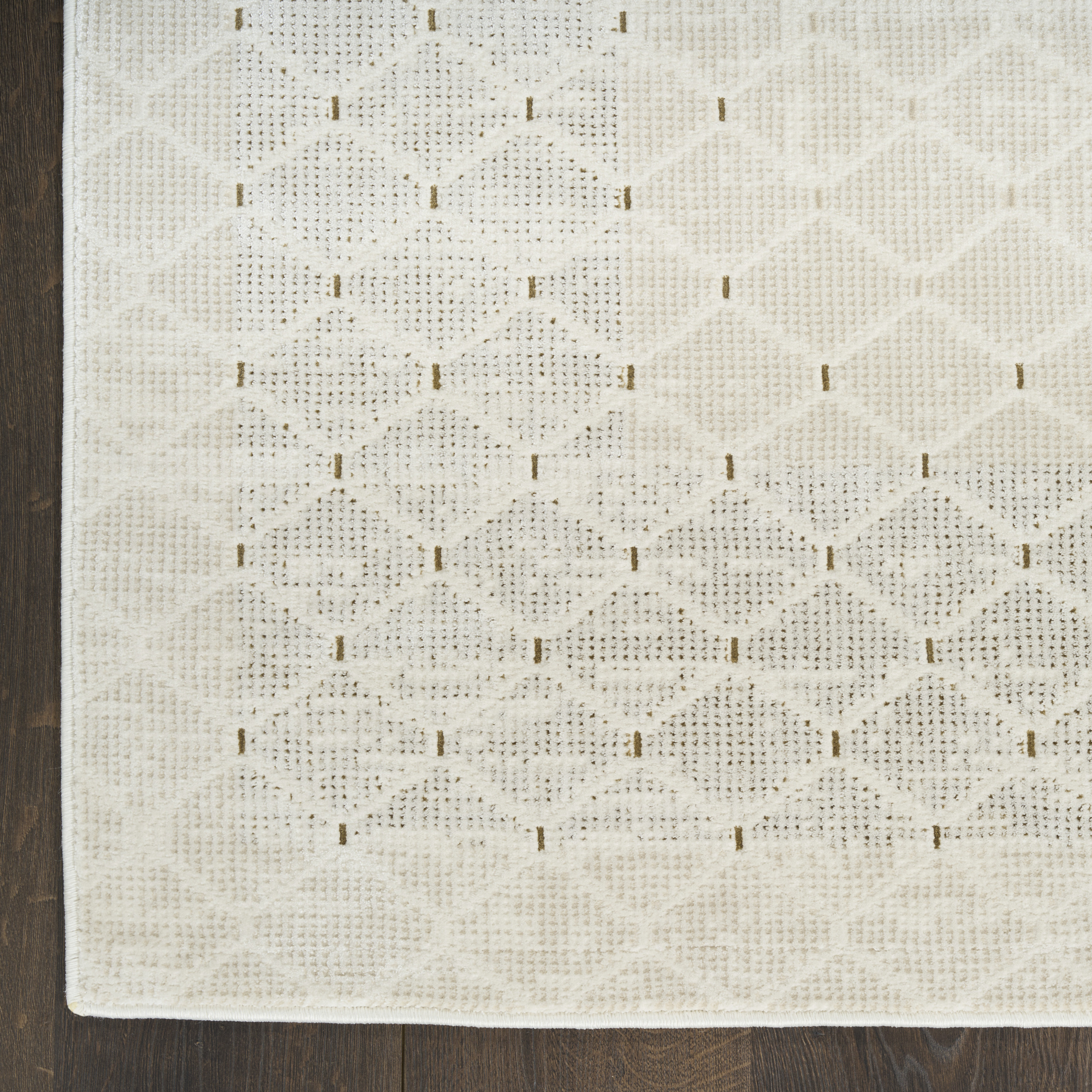 DKNY Grand Street 3'11" x 5'11" Ivory Modern Indoor Rug
