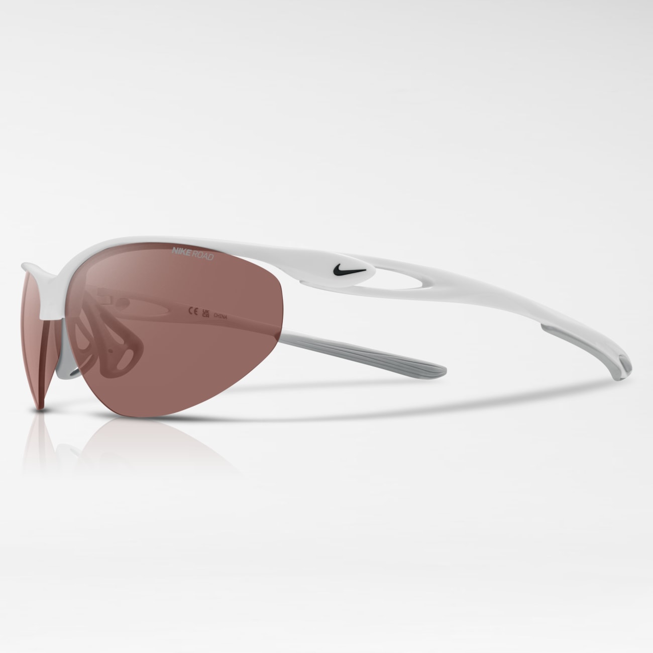 Nike Aerial Road Tint Temple Image
