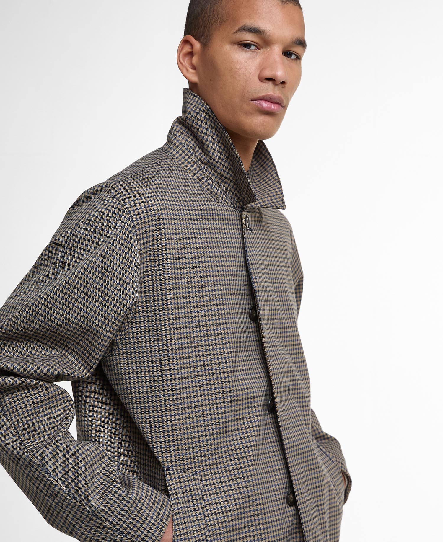 Short Lorden Showerproof Jacket image number 4