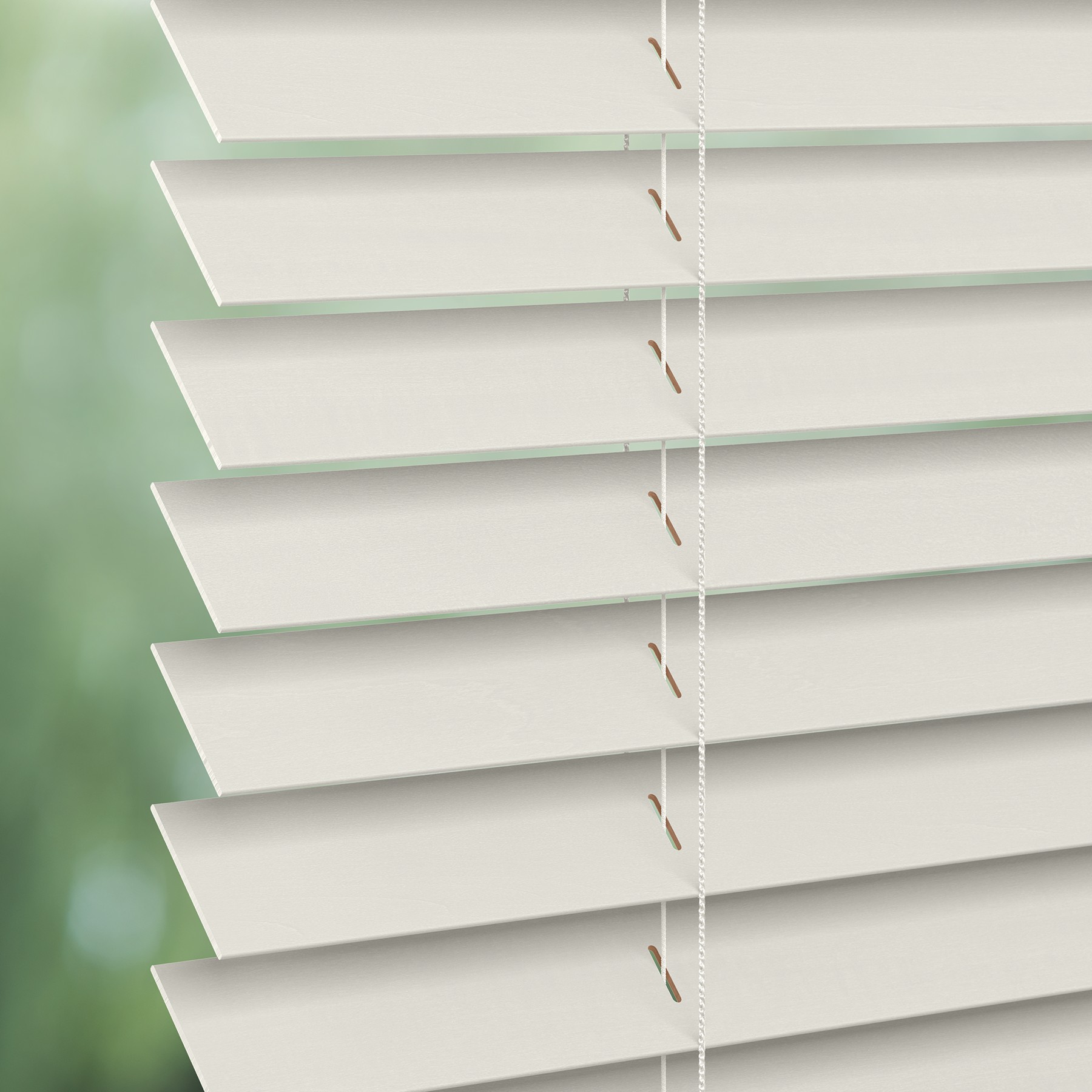 Java 8384 Wood Venetians