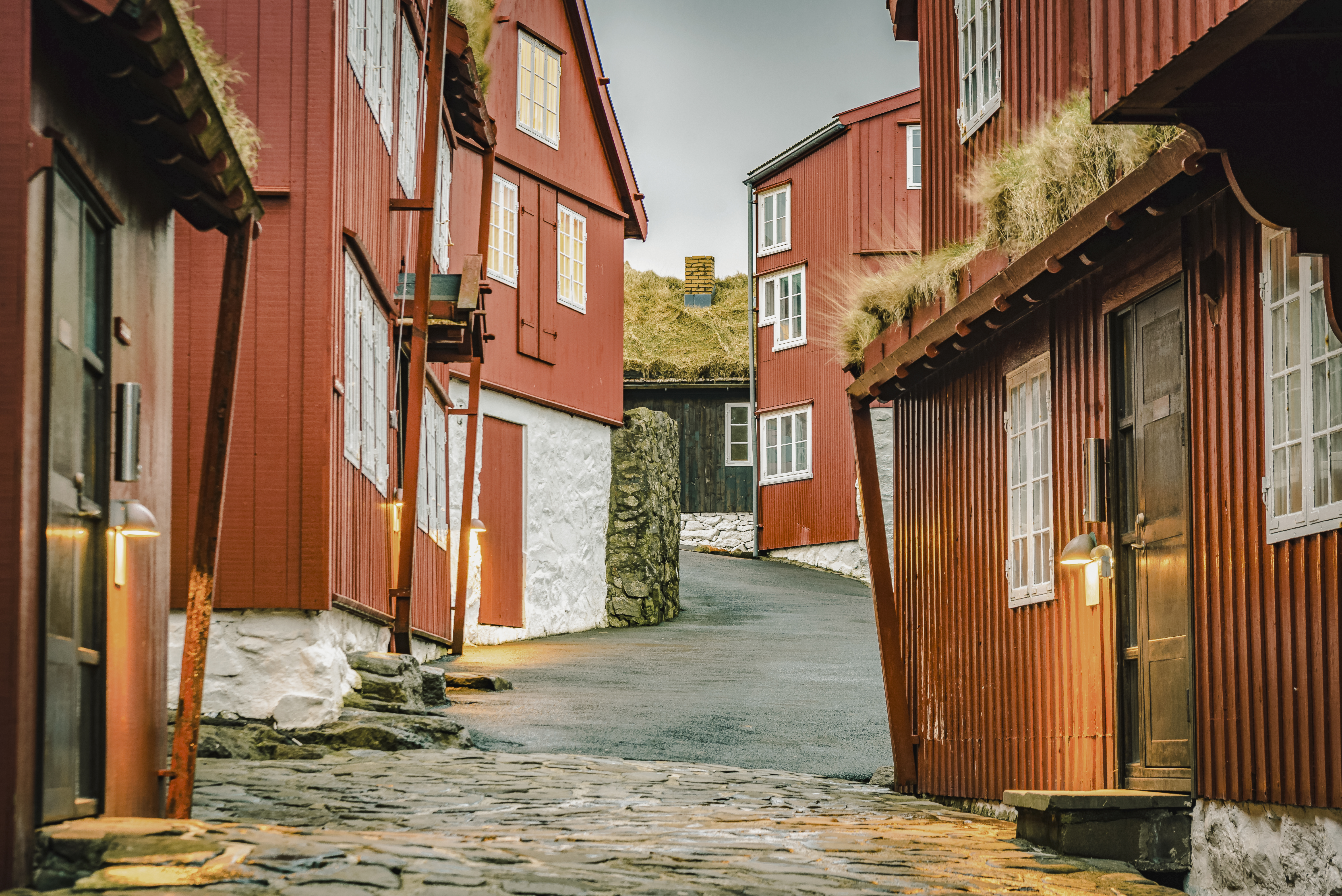 Reykjavik → Southampton (14 nights)