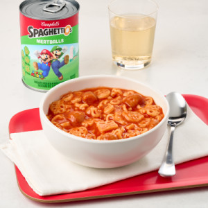 Styledimage for SpaghettiOs® Super Mario Bros Canned Pasta with Meatballs, 15.6 oz Can
