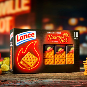 Styledimage for Lance® Nashville Hot Cheddar Sandwich Crackers, 10 Pack