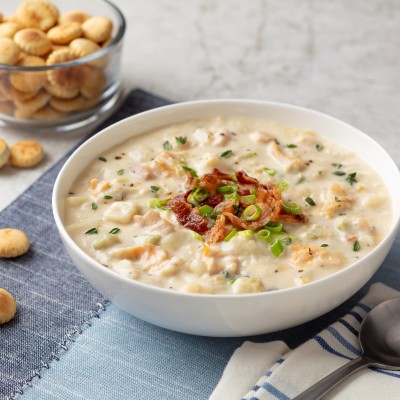 Campbell’s® Reserve Frozen Ready to Eat Loaded Clam Chowder