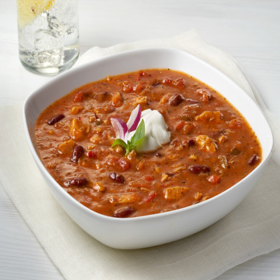 Campbell’s® Reserve Frozen Ready to Eat Basil Chicken Chili with Beans