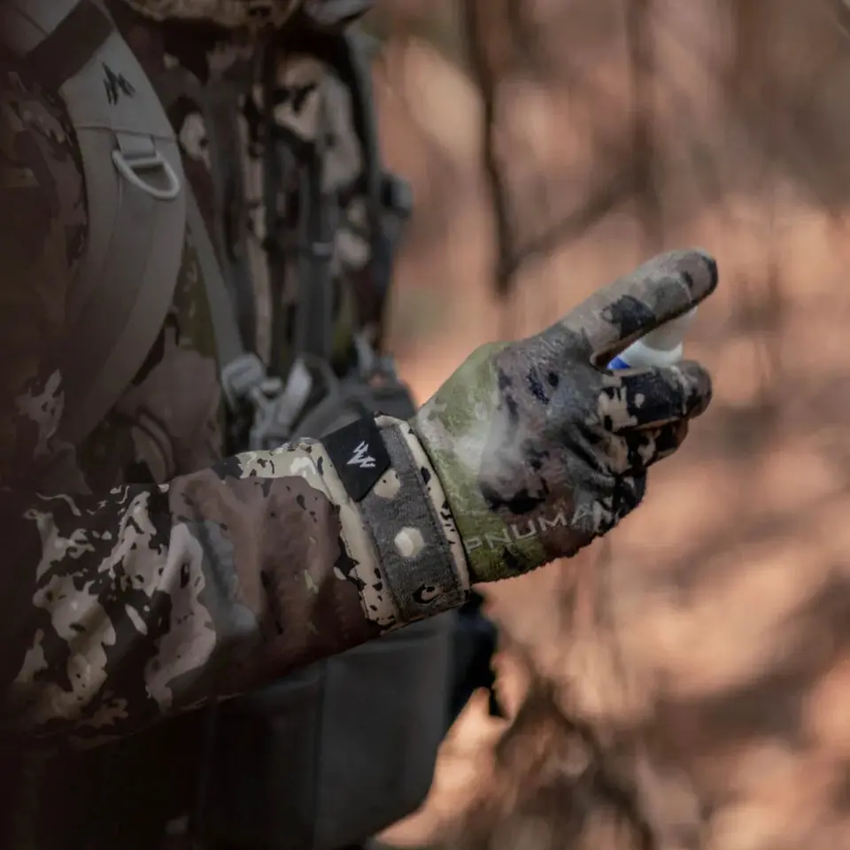 Pnuma Outdoors Recon Element Proof Caza Camouflage Gloves (P503C)