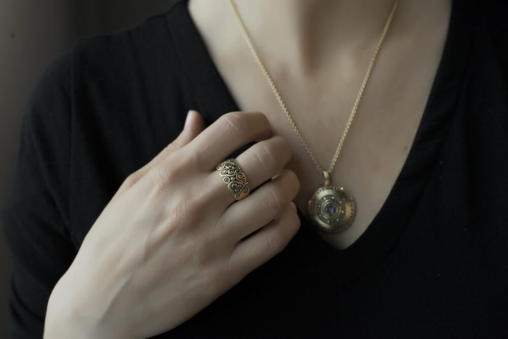 Alex Sepkus 18K and Diamond "Swirling Water" Band