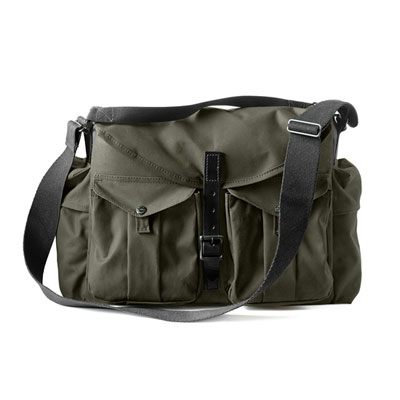 Filson Magnum Black Harvey Messenger Bag FIL-70193-MU