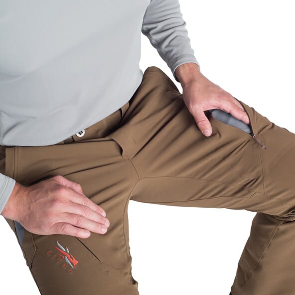 Sitka Solids Grinder Pant Mud 44R 50199-MD-44R
