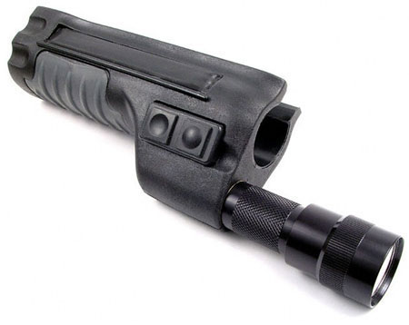 Surefire Model 621FGA Tactical Light Mossburg 500 14inch BBL-Press Pad
