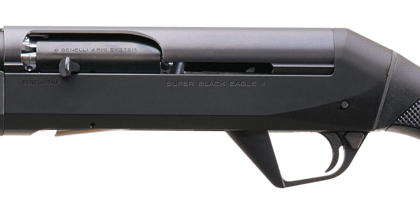Benelli Super Black Eagle II Black synthetic, ComforTech, Left-hand 24" 10066
