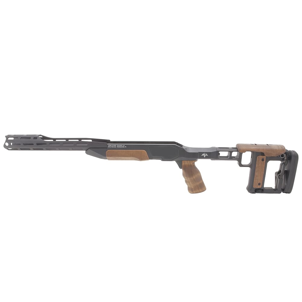 AKILA Chassis System Suitable for Blaser R8 Bolt Action Rifle w/Walnut Fittings Fixed RH w/AKILA Adj. Buttstock 102ACSR8FXRHWW