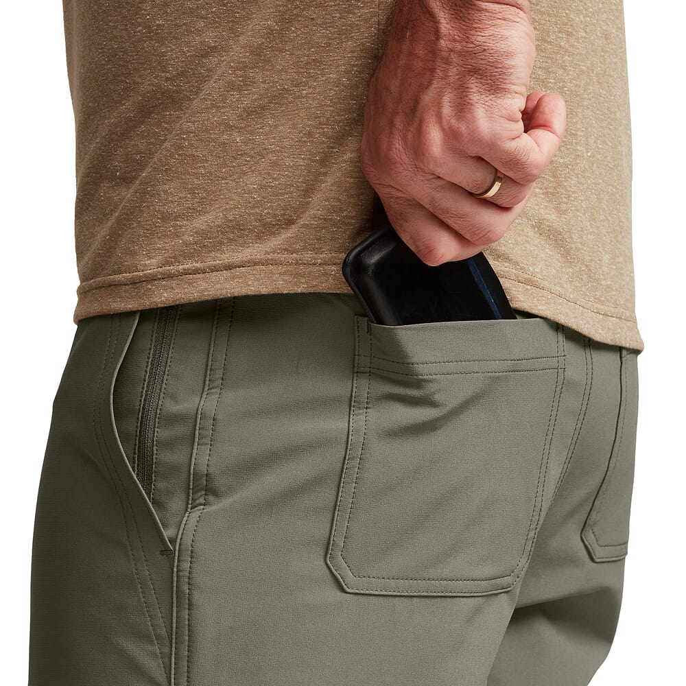 Sitka Gear Territory Short Hemlock Green 42 600194-HEM-42