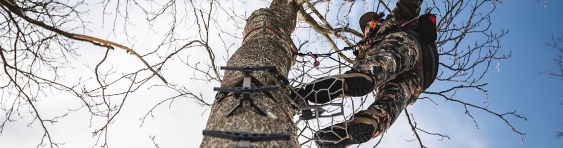 Saddles and Hunting Platforms