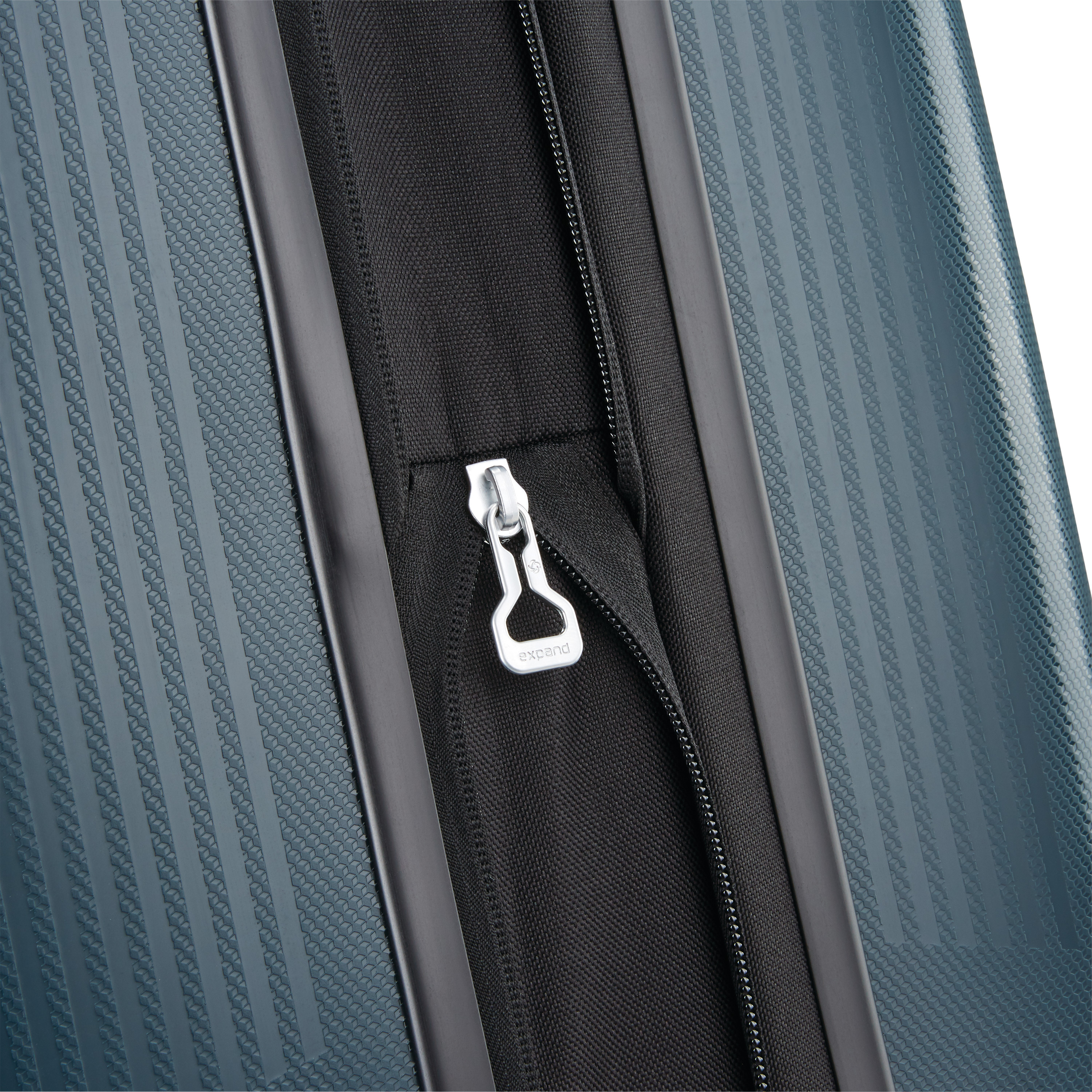 Samsonite Hyperflex 3 Hardside Medium Spinner - Luggage
