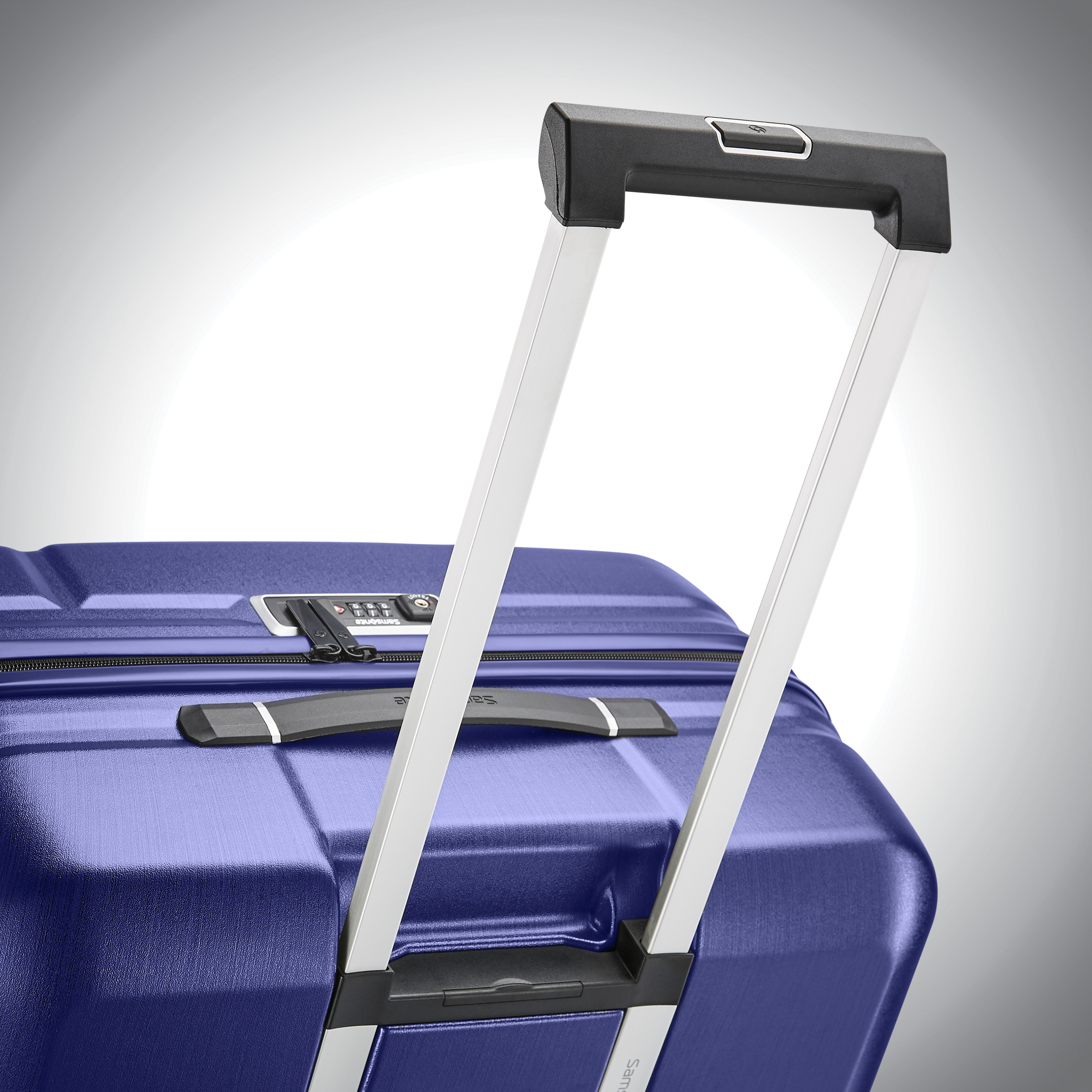 Samsonite Novaire Carry-On Spinner - Luggage