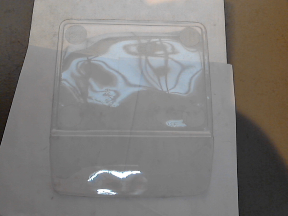 700200056 In-use cover