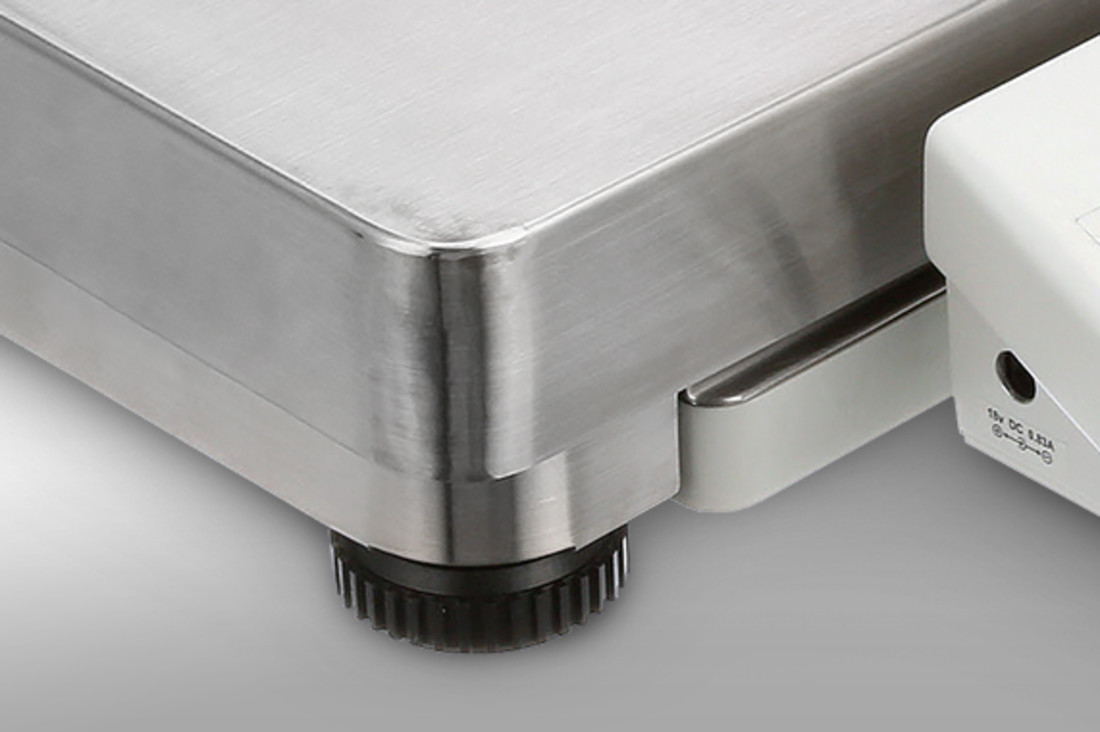 Large, grade 304 stainless steel pan for precision weighing to higher capacities