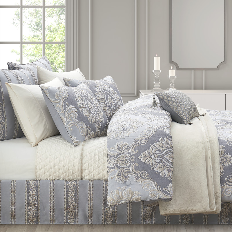 Powder Blue Queen 4Pc. Comforter Set