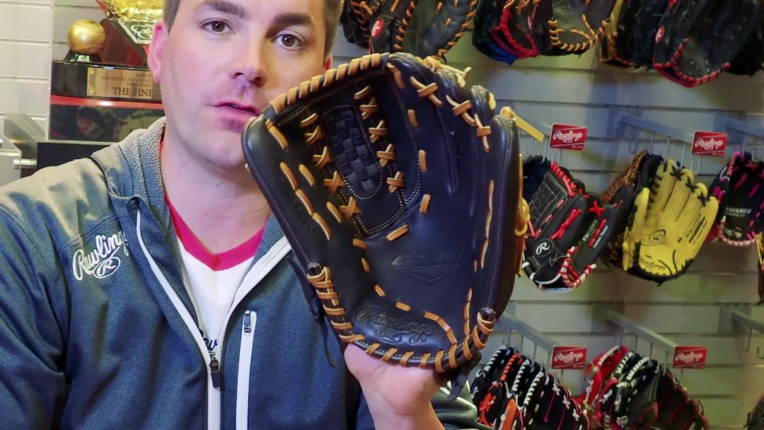 Rawlings U: What's the difference between a baseball glove and a softball glove?