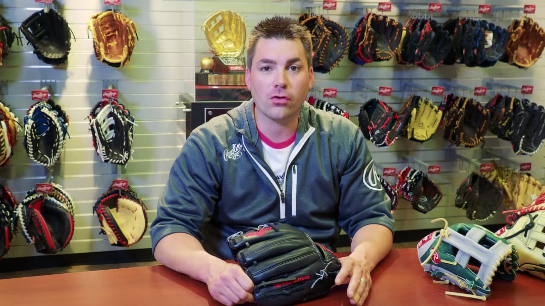 Rawlings U: What glove should I use to play both infield and outfield?