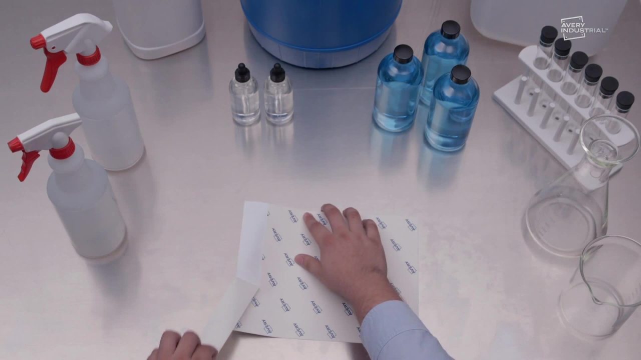 thumbnail video image 2 of Avery UltraDuty GHS Labels 2" Diameter, 300 Ct, Laser Printer, 2 of 7