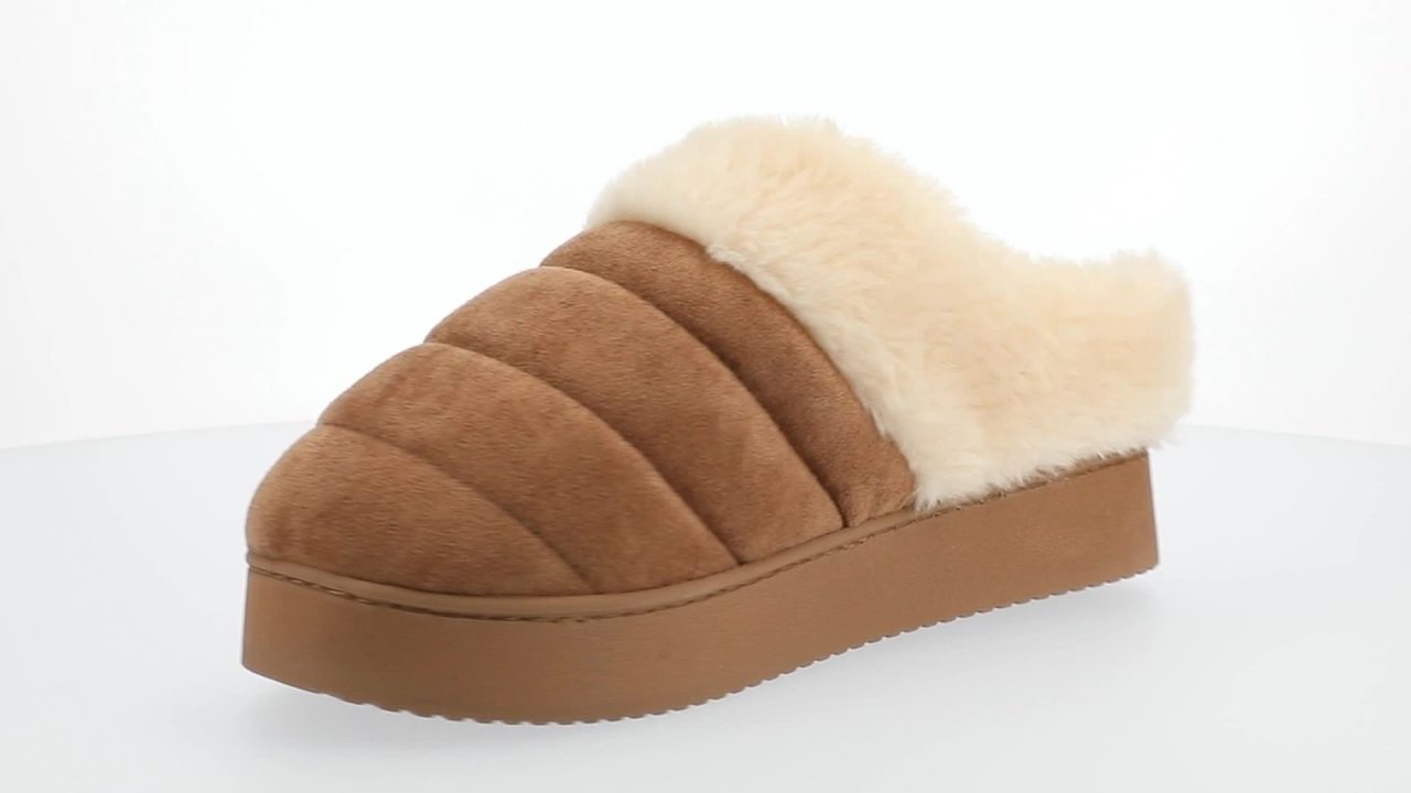 thumbnail video image 2 of Journee Women's Blair Quilted Round Toe Cushioned Clog Slippers, 2 of 10
