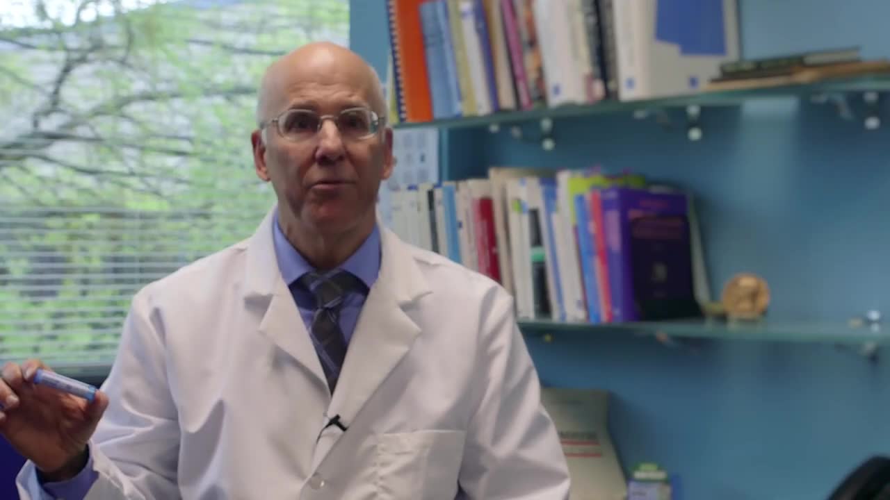 thumbnail video image 2 of Boiron Cimicifuga Racemosa 30C, Homeopathic Medicine for Menstrual Cramps Improved By Lying Down, 80 Pellets, 2 of 11