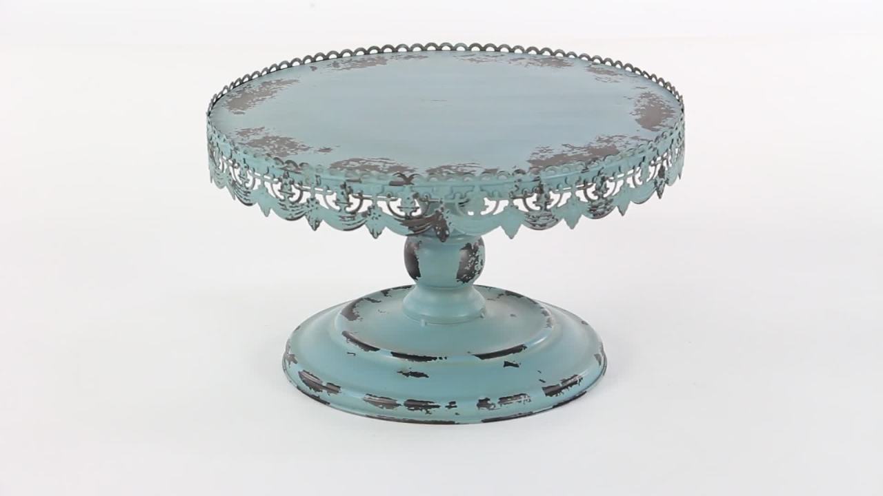 thumbnail video image 2 of DecMode Rustic 10 X 16 Inch Iron Bunting Rim Cake Stand, 2 of 4