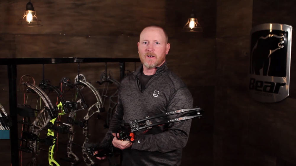 Bear Archery Cruzer G2 Compound Bow with RealTree Edge Finish