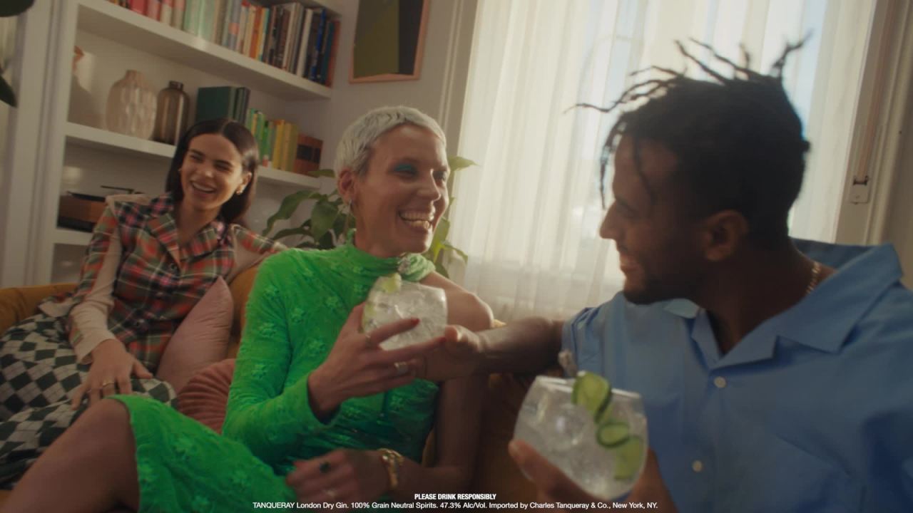 thumbnail video image 2 of Tanqueray London Dry Gin, 750 mL, 47% ABV, 2 of 6