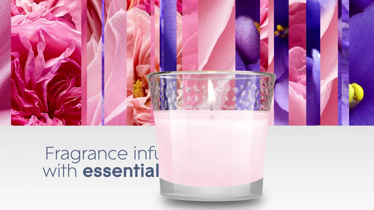 thumbnail video image 2 of Glade Candle, Infused with Essential Oils, Rose & Bloom, 2 Count, 2 of 17