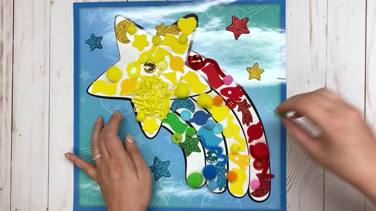 thumbnail video image 2 of Creativity for Kids Sticky Wall Art Star- Child Sensory Activity for Boys and Girls Ages 3+, 2 of 9