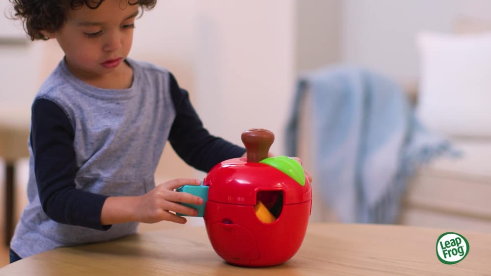 LeapFrog Spin & Change Apple Shape Sorter with Accessories, Baby and Toddler Toys  (图2)