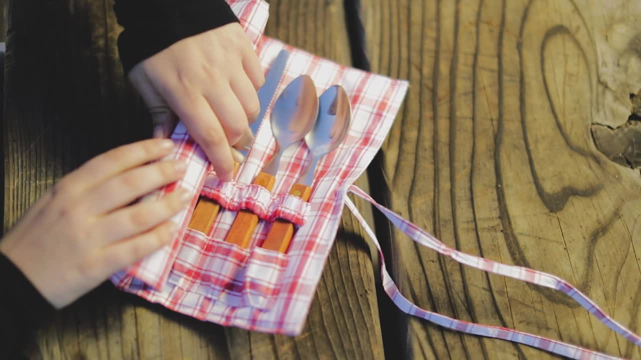 thumbnail video image 2 of Picnic Time Piccadilly Vintage English-Style Wicker Picnic Basket for 2 with Complete Deluxe Service and Double-Lid Design, Red & White Plaid Pattern, 2 of 12
