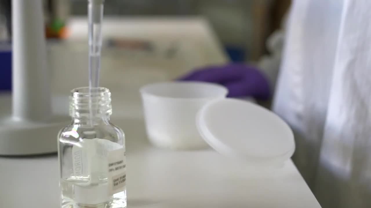 thumbnail video image 2 of Boiron Lobelia Inflata 200CK, Homeopathic Medicine for Nausea From Tobacco Withdrawal, 80 Pellets, 2 of 12