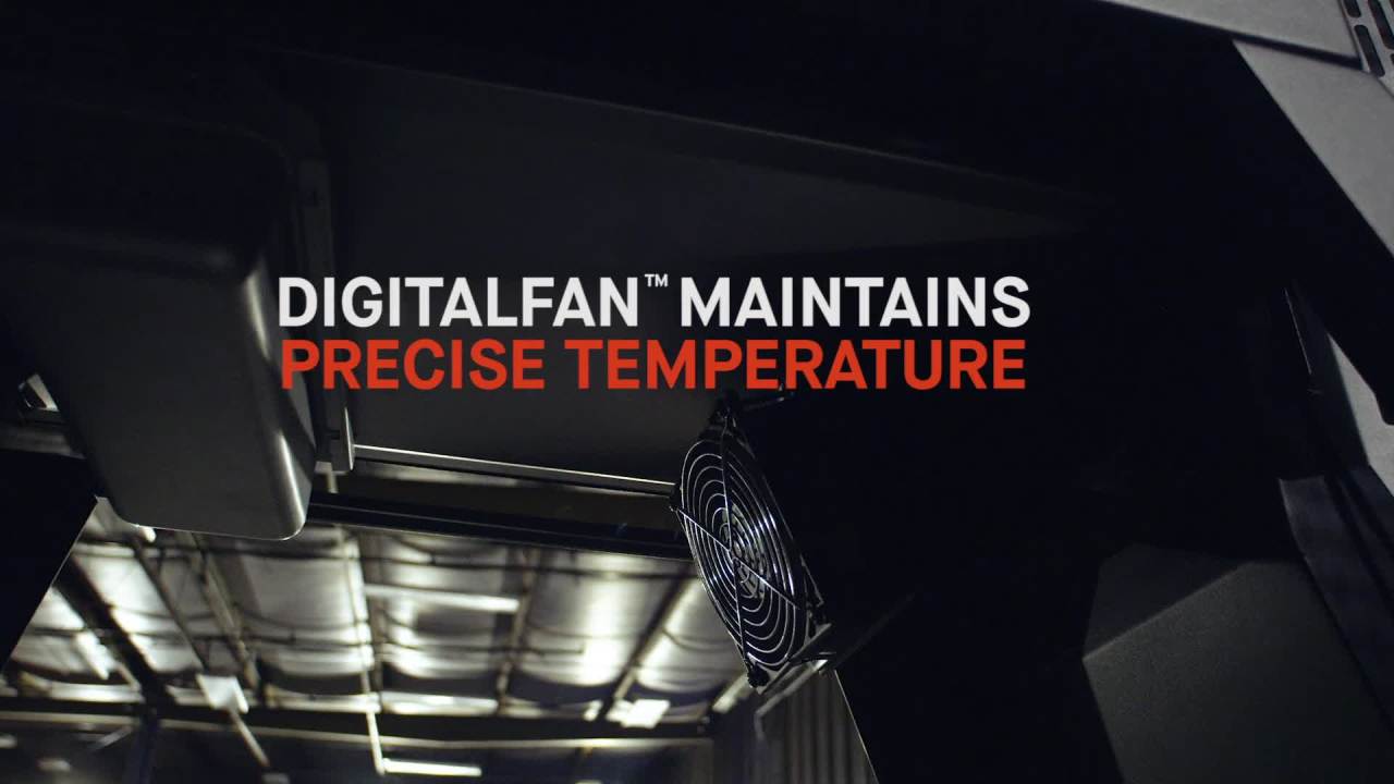 thumbnail video image 2 of Masterbuilt Gravity Series 560 Digital Charcoal Grill and Smoker Combo, 2 of 13