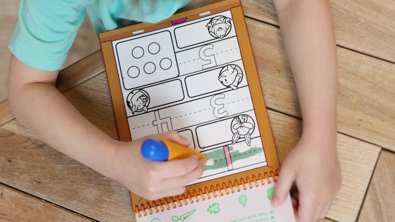 thumbnail video image 2 of Melissa & Doug On the Go Water Wow! Reusable Water-Reveal Activity Pad - Numbers - FSC-Certified Materials, 2 of 8