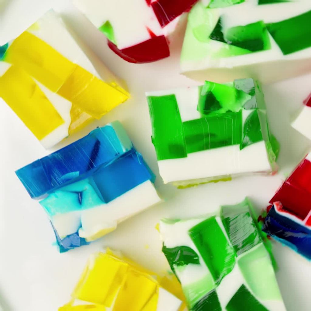 thumbnail video image 2 of Jell-O Lime Artificially Flavored Gelatin Dessert Mix, 3 oz Box, 2 of 13