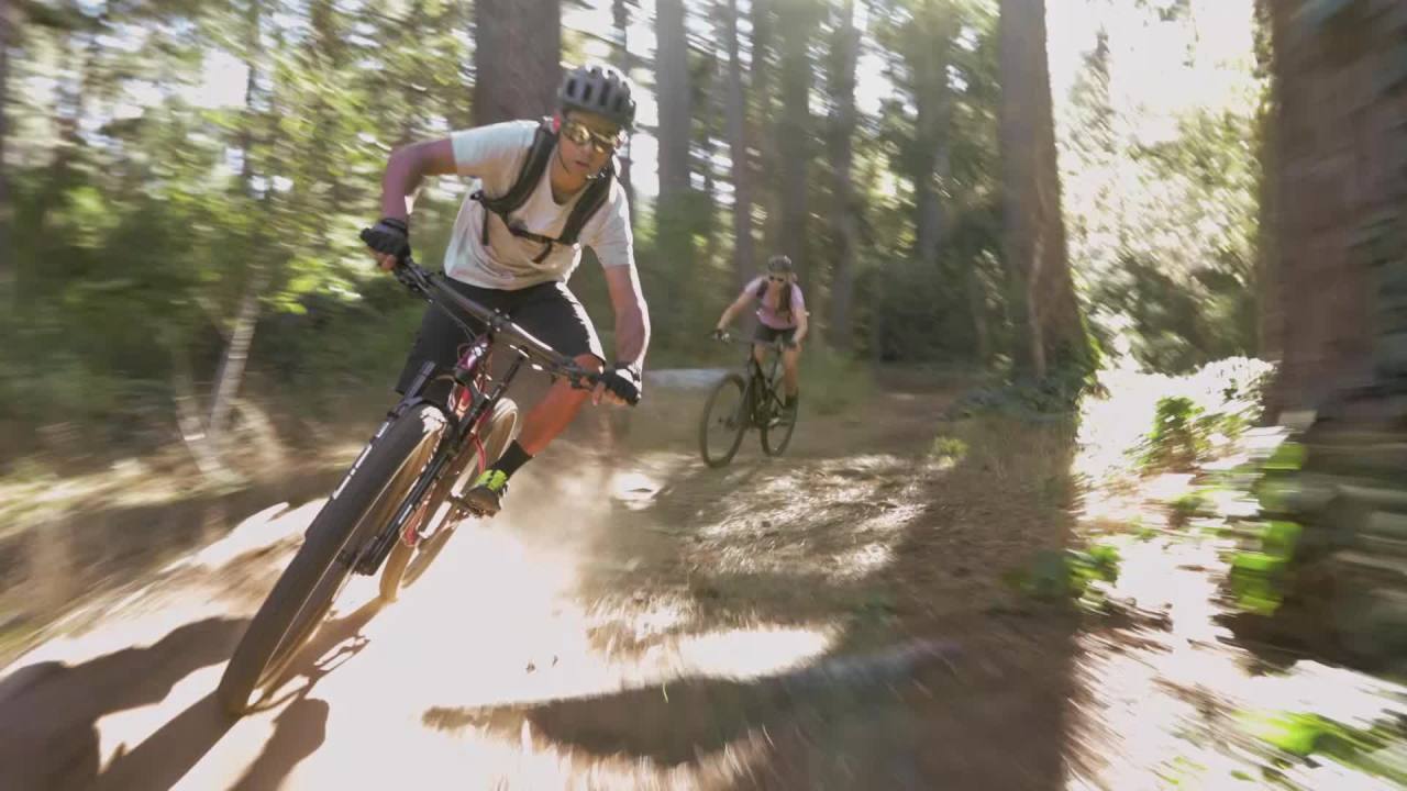 thumbnail video image 2 of (Price/Case)Coppertone 48171-07900-22 Lotion Travel Size Spf 30, 3 Fluid Ounce, 2 of 7