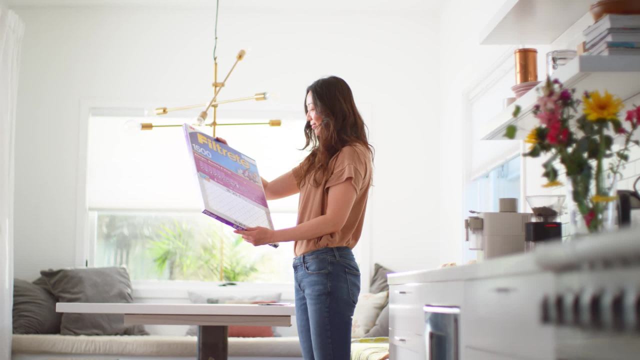 thumbnail video image 4 of Filtrete 12x12x1 Air Filter, MPR 1500 MERV 12, Advanced Allergen Reduction, 1 New Filter, 4 of 4