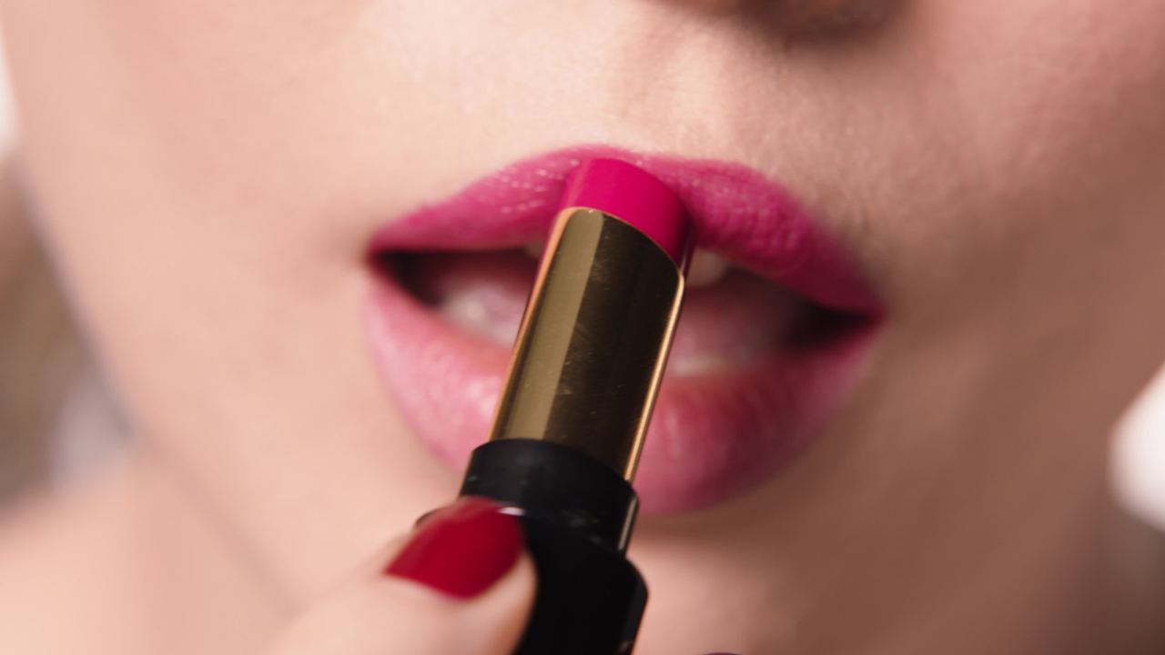 thumbnail video image 2 of Revlon Super Lustrous Glass Shine Lipstick, Moisturizing Lipstick with Aloe - Glazed Mauve, 2 of 16