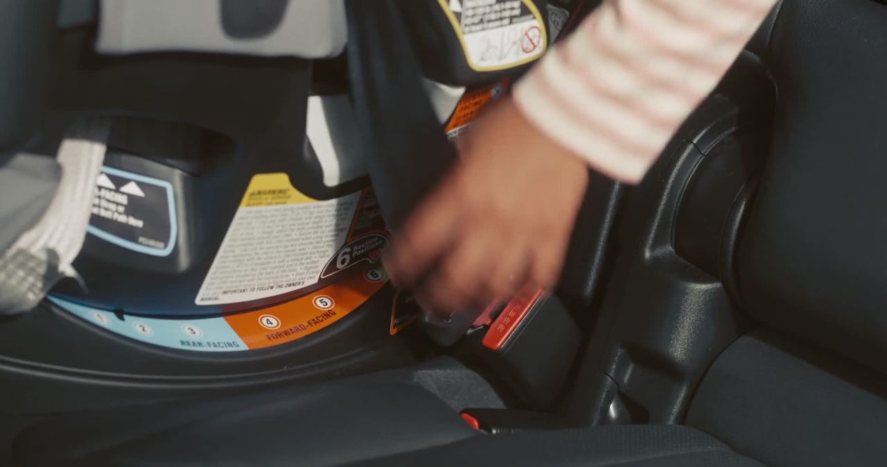 thumbnail video image 3 of Graco 4Ever DLX 4-in-1 Car Seat, Geo Pop,, 3 of 11