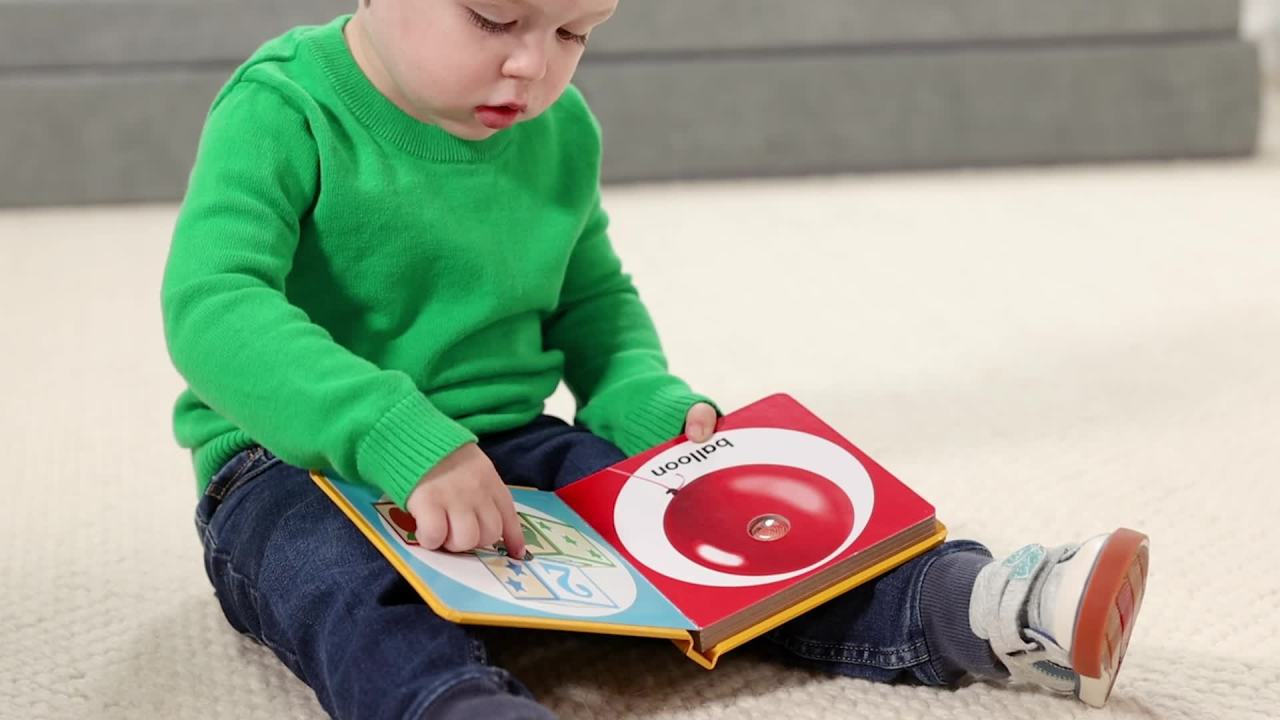 thumbnail video image 2 of Melissa & Doug Children’s Books 3-Pack – Poke-a-Dot® First Words, First Shapes, First Colors, 2 of 10