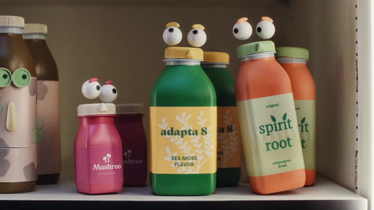 thumbnail video image 2 of Snapple Zero Sugar Half 'n Half Bottled Tea Drink, 16 fl oz, 6 Bottles, 2 of 13